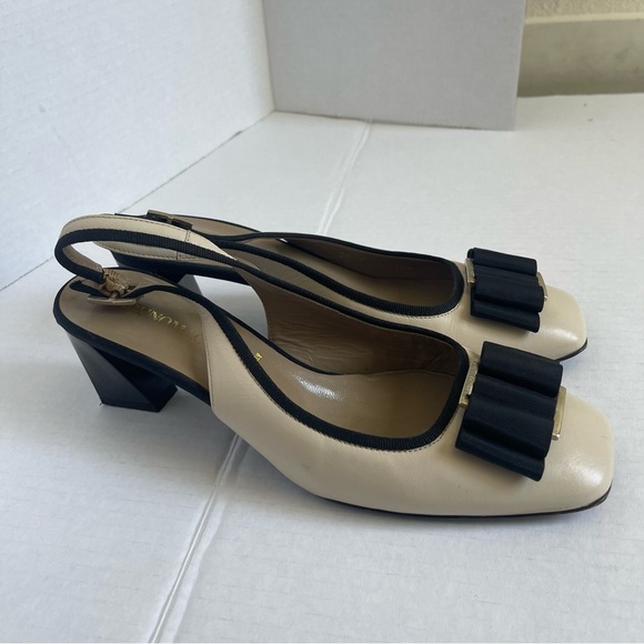 Bruno Magli low heels - Picture 2 of 11